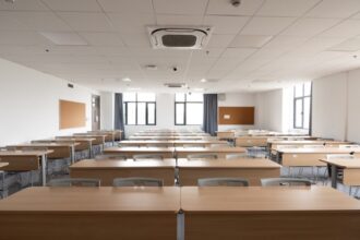 تعليق دوام الطلاب المتسربين والكوادر في مدارس البادية الشمالية الشرقي