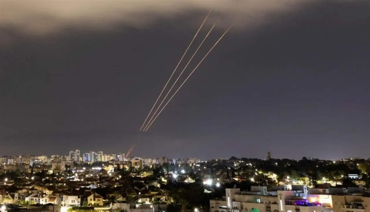 نتنياهو يطلب من ترامب تأجيل الضربة على إيران