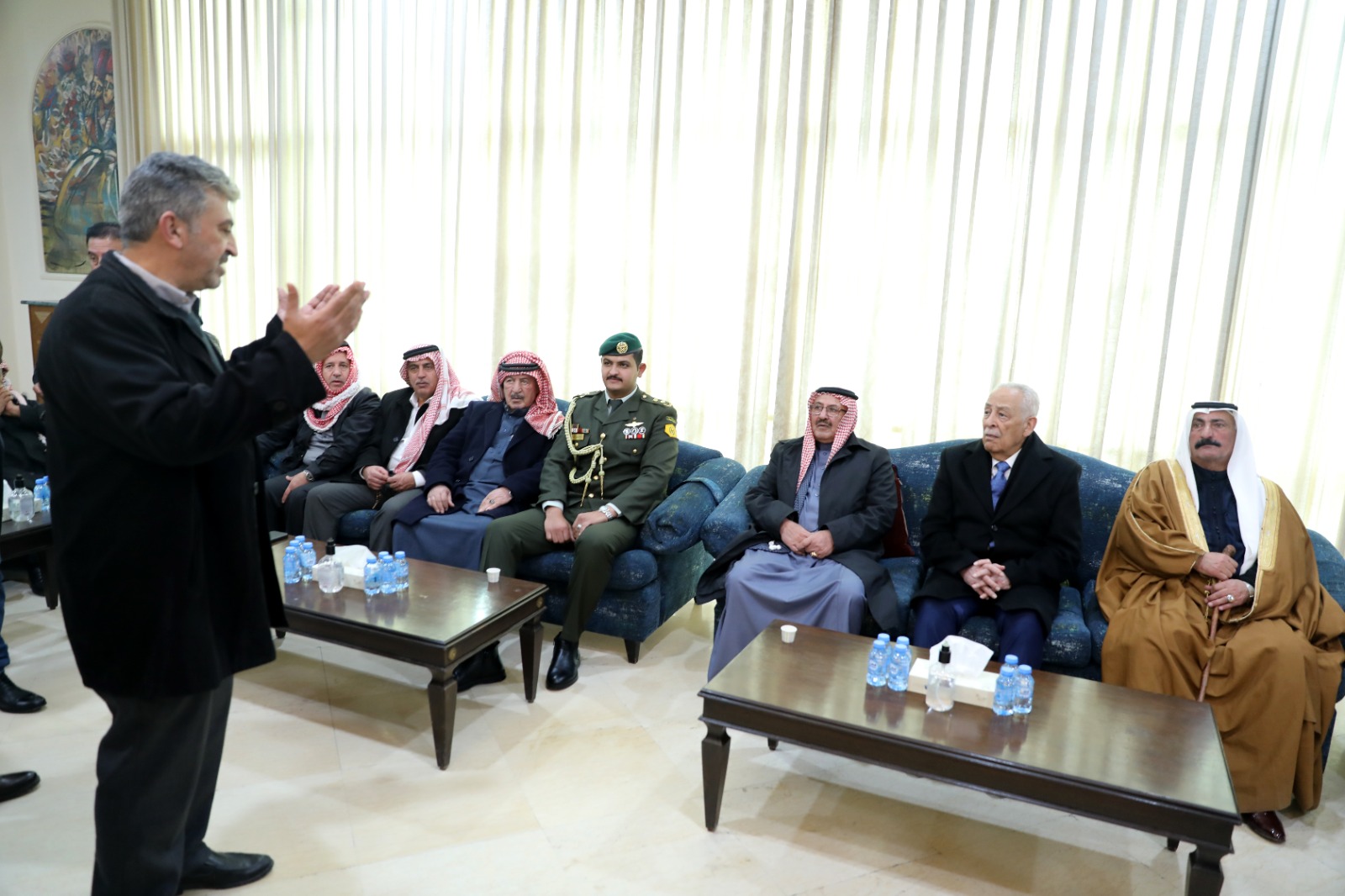 مندوبا عن الملك وولي العهد… العيسوي يعزي عشائر القطارنة وزوغانه وأبوحمور والطوال