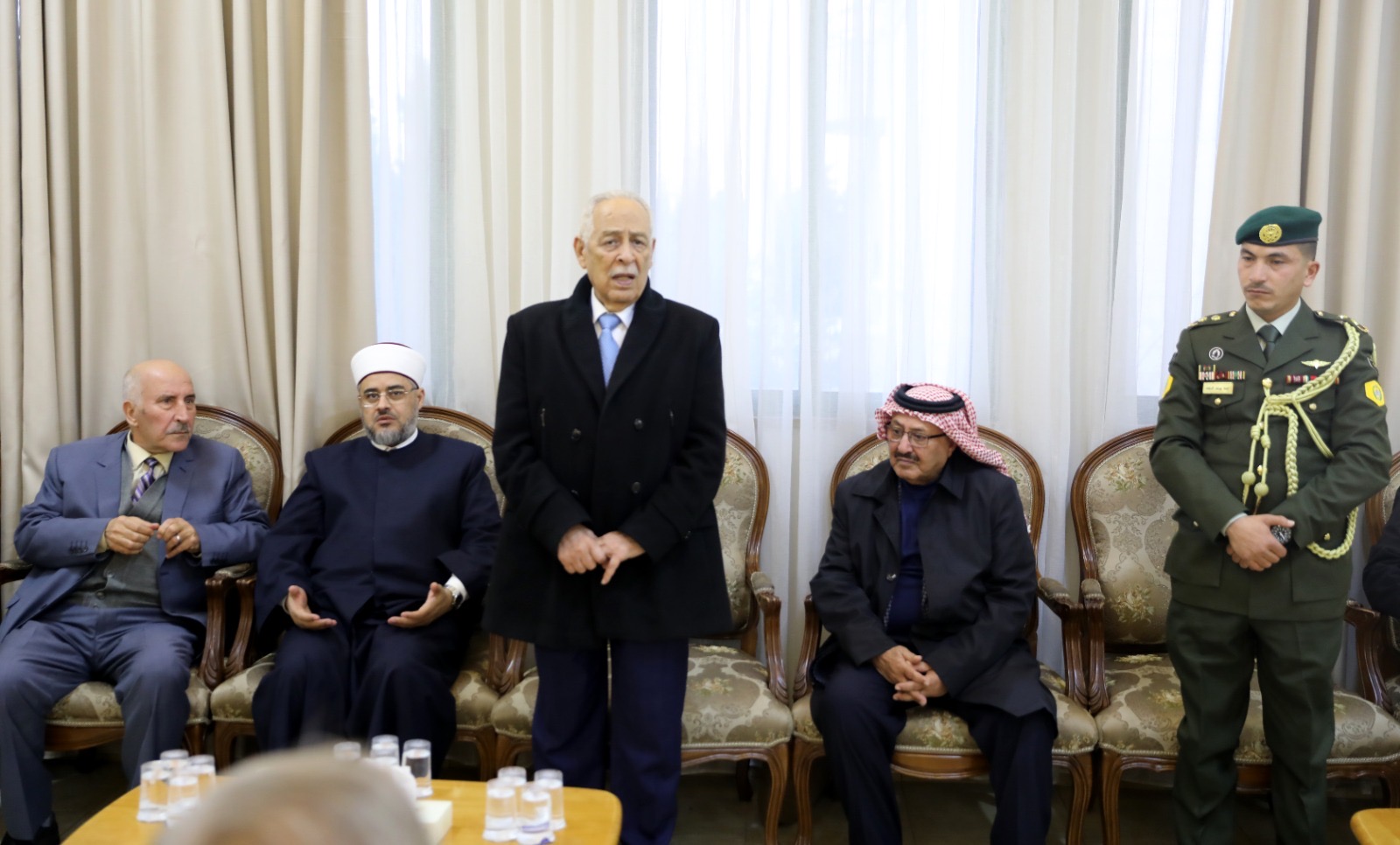 *مندوبا عن الملك وولي العهد.. العيسوي يعزي الأخرس والحسنات وطبيشات والخصاونة وصبحا*