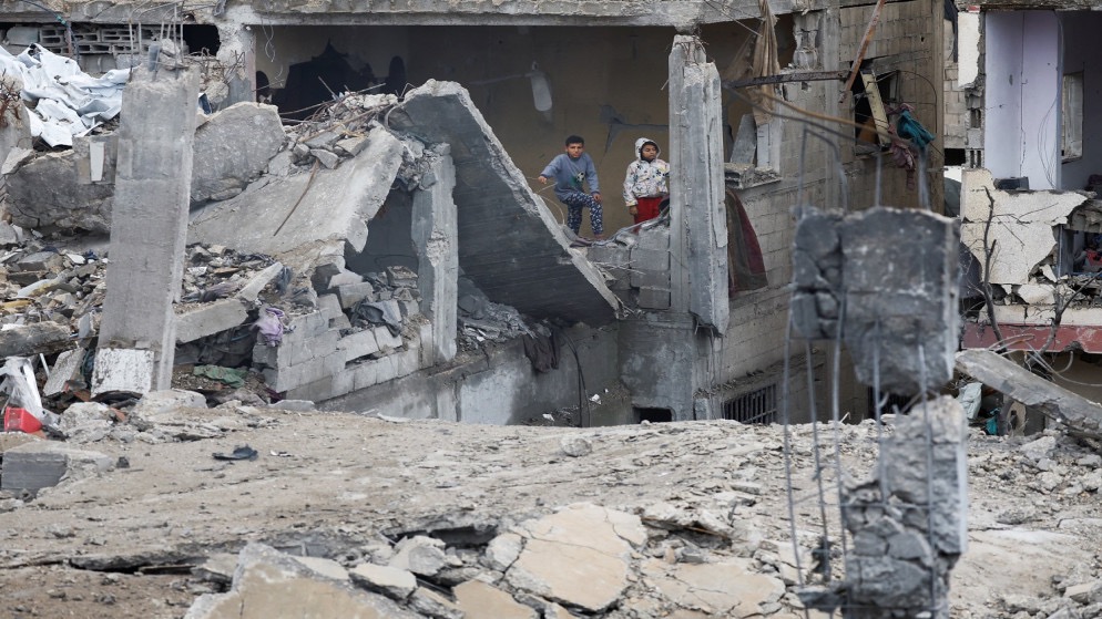 غارات إسرائيلية متواصلة على غزة رغم وقف إطلاق النار