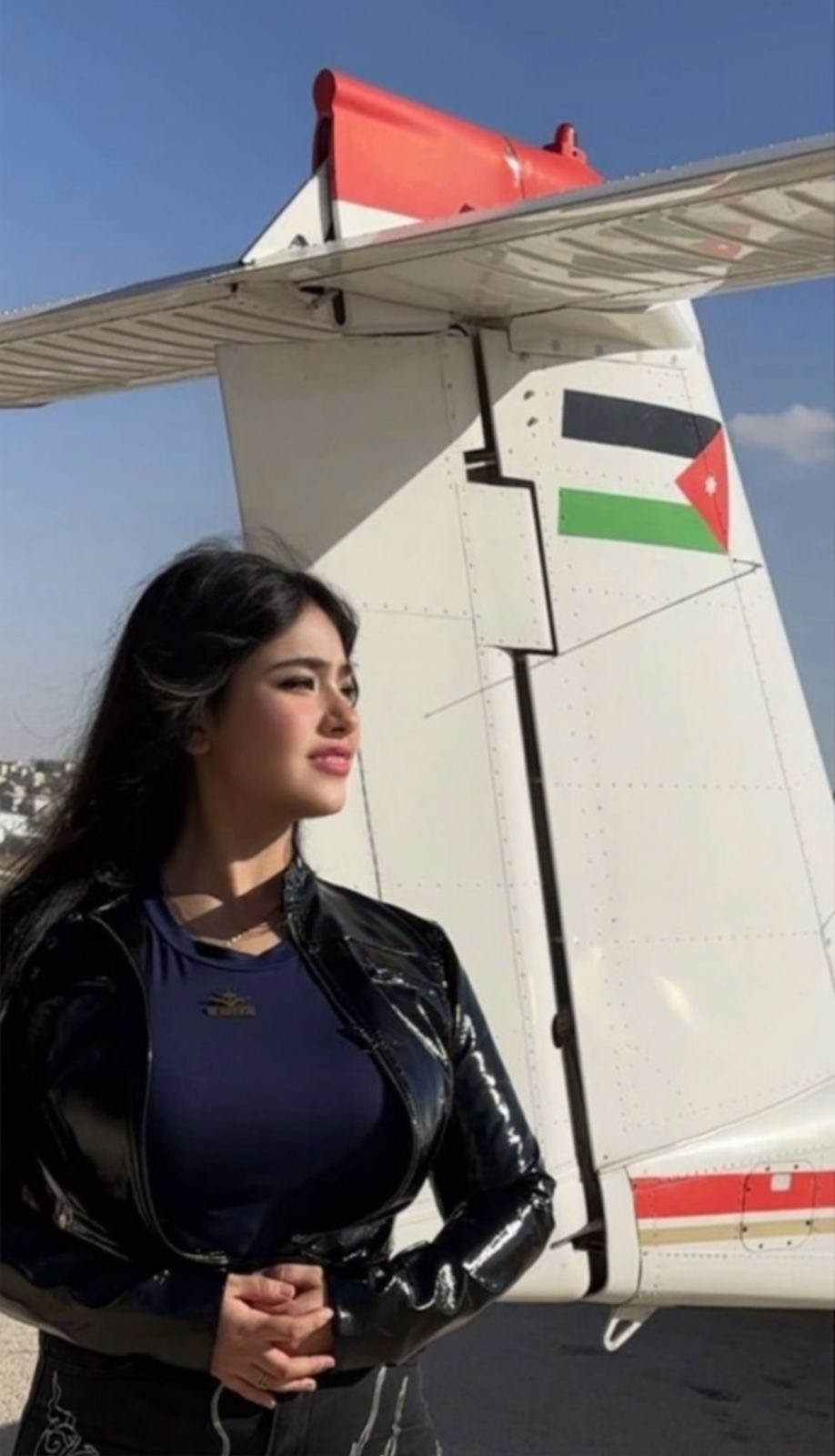 طالبة أردنية تستعرض إنجازات الملكية الأردنية باللغة الروسية بطلب من احدى الجامعات الروسية… فيديو