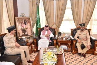 دون الإفصاح عن السبب.. القنصل السعودي يغادر دبي