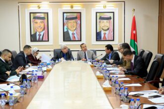 " الإدارية والبيئة" النيابيتان تناقشان خطط تنفيذ الاستراتيجية الوطنية للنظافة