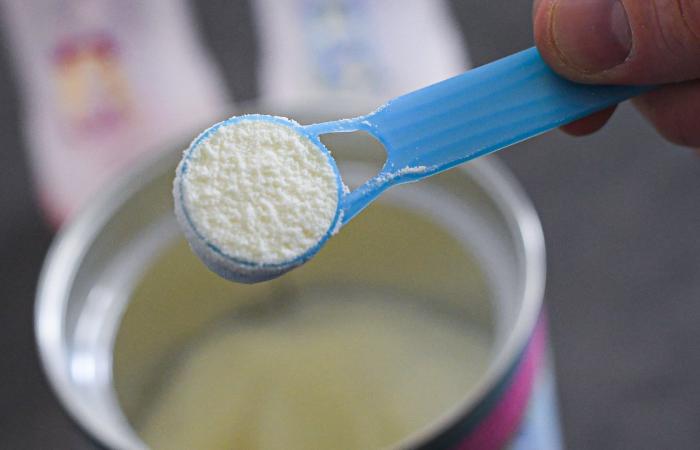 صورة حول : عاجل | الغذاء والدواء توضح بشأن منتجات حليب الرضع التي تم سحبها احترازيًا عالميًا عاجل | الغذاء والدواء توضح بشأن منتجات حليب الرضع التي تم سحبها احترازيًا عالميًا