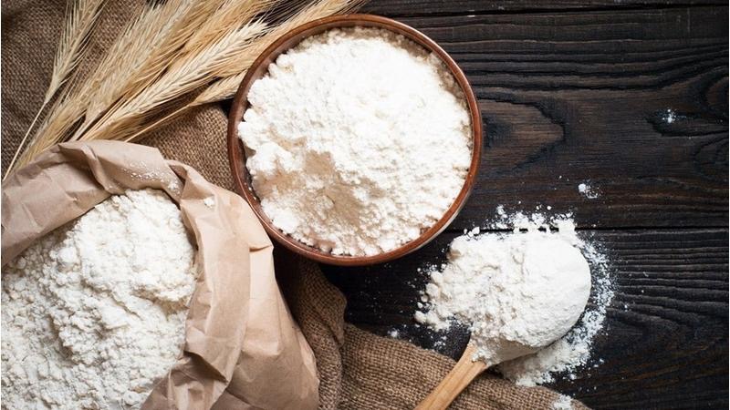 عاجل | الحكومة ترفع سعر دقيق القمح الموحد