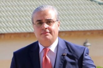 عاجل | بالأسماء.. وزير الصحة يقرر ترفيع موظفين إلى الدرجة الثالثة الفئة الأولى