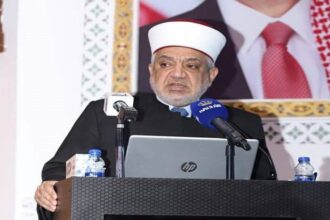 الخلايلة يحث موظفي الأوقاف على ترجمة القيم للعمل