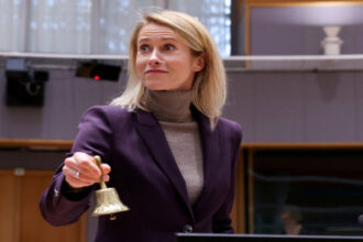 كالاس تستبعد تشكيل جيش أوروبي منفصل