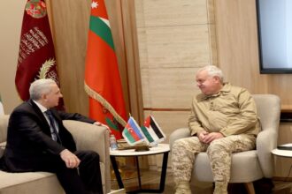 الحنيطي يستقبل السفير الأذري لتعزيز التعاون الدفاعي