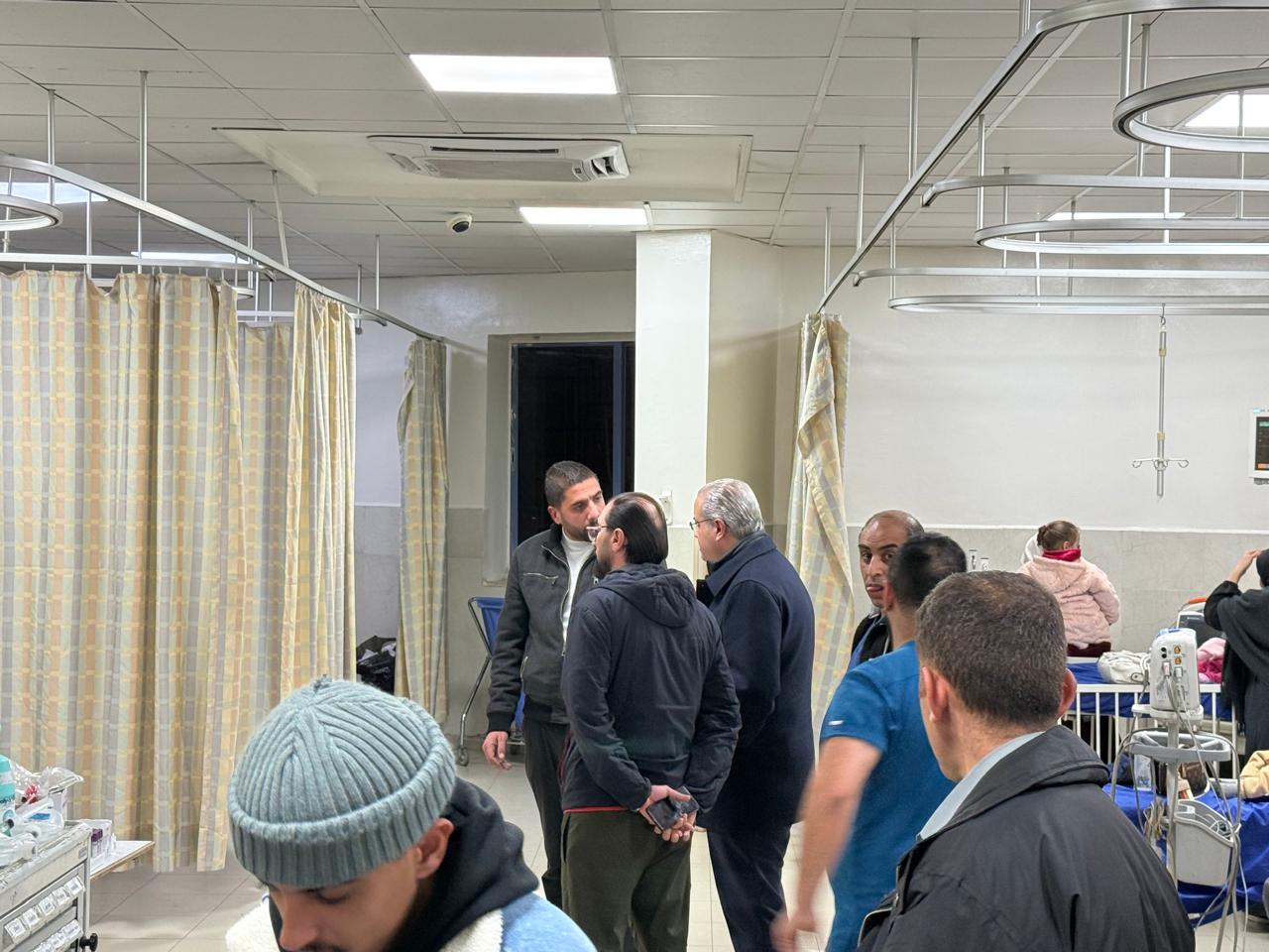 وزير الصحة يفاجئ كوادر مستشفى الأمير حمزة بزيارة ليلية