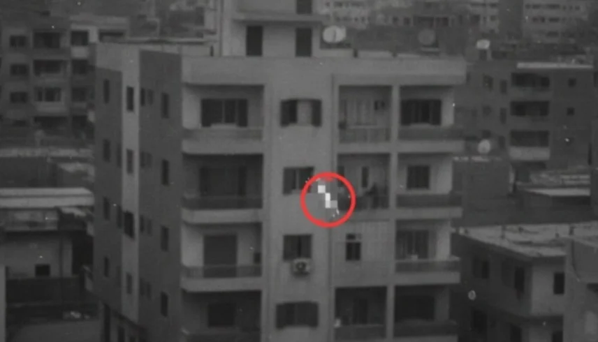 صورة حول : فتاة تقفز من الطابق الثالث بعد شراء ملابس بـ30 ألف جنيه فتاة تقفز من الطابق الثالث بعد شراء ملابس بـ30 ألف جنيه