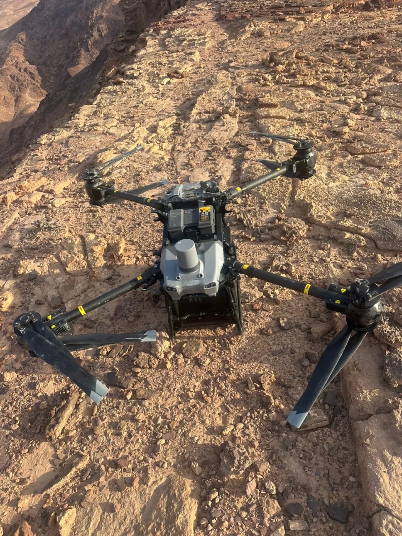 صورة حول : عاجل | الجيش يحبط محاولة تسلل طائرة مسيّرة على الحدود الجنوبية عاجل | الجيش يحبط محاولة تسلل طائرة مسيّرة على الحدود الجنوبية