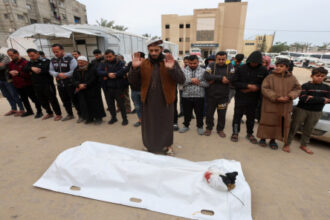 استشهاد فلسطيني برصاص الاحتلال شرق خان يونس