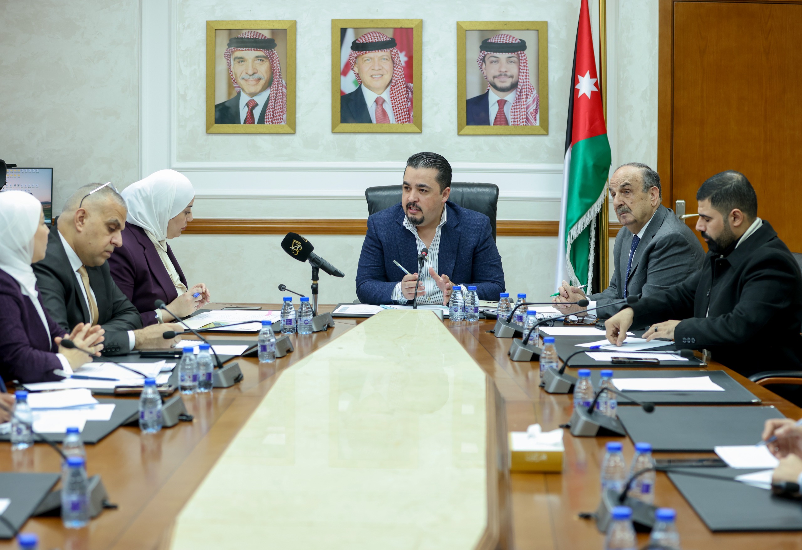 "العمل والتنمية النيابية" تناقش آليات عمل صندوق المعونة الوطنية وبرامجه