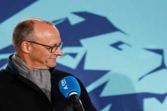 ميرتس: القيادة الإيرانية تواجه أيامها الأخيرة وسط احتجاجات واسعة