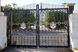 عاجل | الصفدي يبحث تعزيز العلاقات مع الكويت