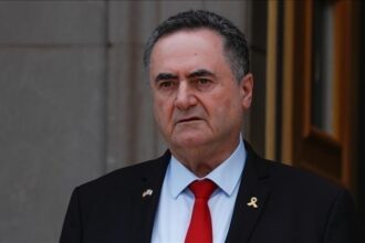 وزير الدفاع الإسرائيلي يتفاخر بتدمير آلاف المباني في غزة