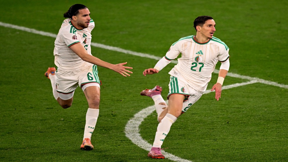 صورة حول : عادل بولبينة يقود الجزائر للفوز على الكونغو والتأهل إلى ربع النهائي عادل بولبينة يقود الجزائر للفوز على الكونغو والتأهل إلى ربع النهائي