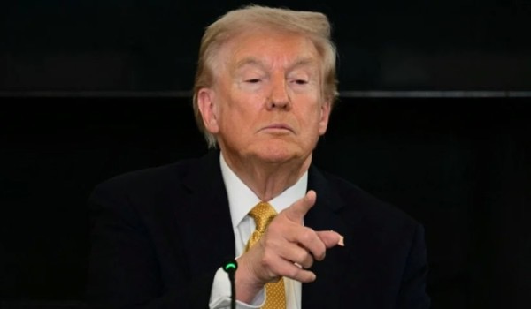 صورة حول : البيت الأبيض: ترامب يدرس الاستحواذ على غرينلاند واستخدام الجيش خيار مطروح البيت الأبيض: ترامب يدرس الاستحواذ على غرينلاند واستخدام الجيش خيار مطروح