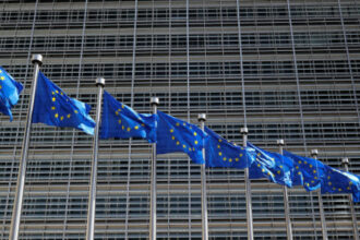 الاتحاد الأوروبي يقترب من إدراج الحرس الثوري الإيراني على قائمة الإرهاب