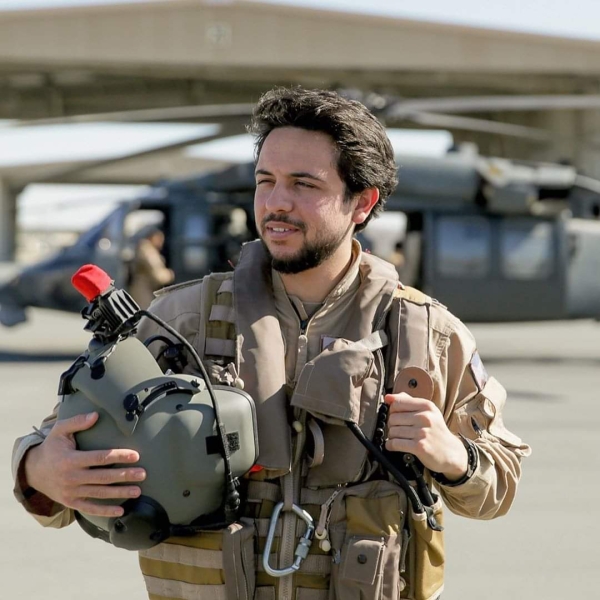 عاجل | بالفيديو .. ولي العهد ينشر تدريبات الكتيبة الخاصة 101