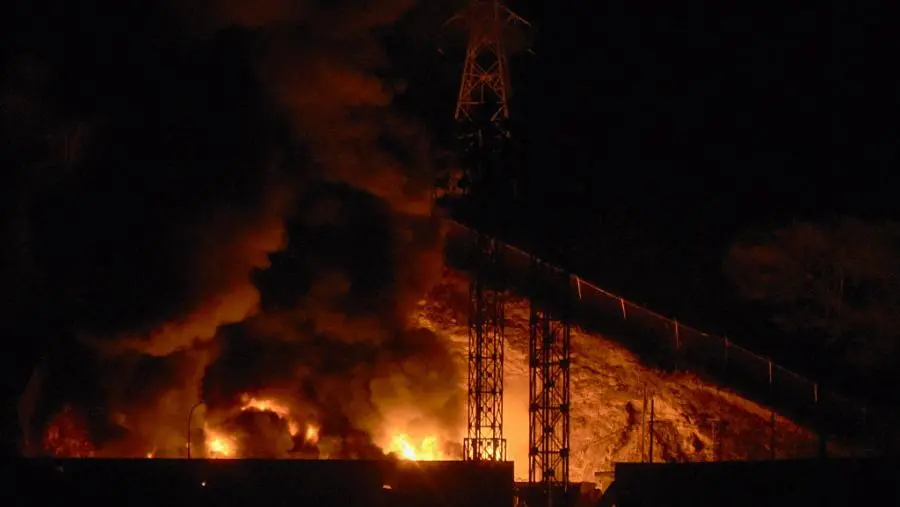 صورة حول : فنزويلا تعلن الطوارئ بعد غارات أميركية فنزويلا تعلن الطوارئ بعد غارات أميركية