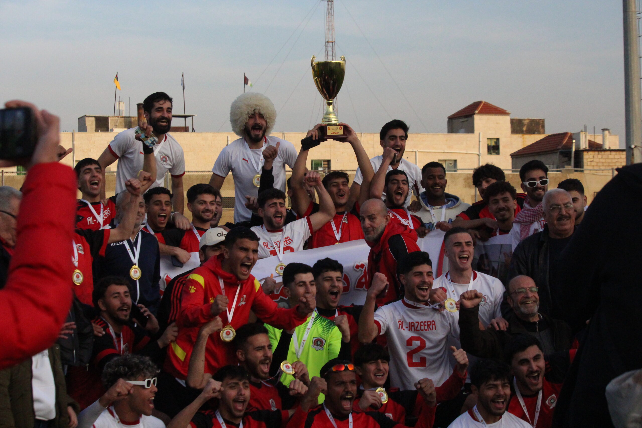 صورة حول : الجزيرة يتوج بلقب الدوري الرديف للمحترفين "صور وفيديو" الجزيرة يتوج بلقب الدوري الرديف للمحترفين "صور وفيديو"