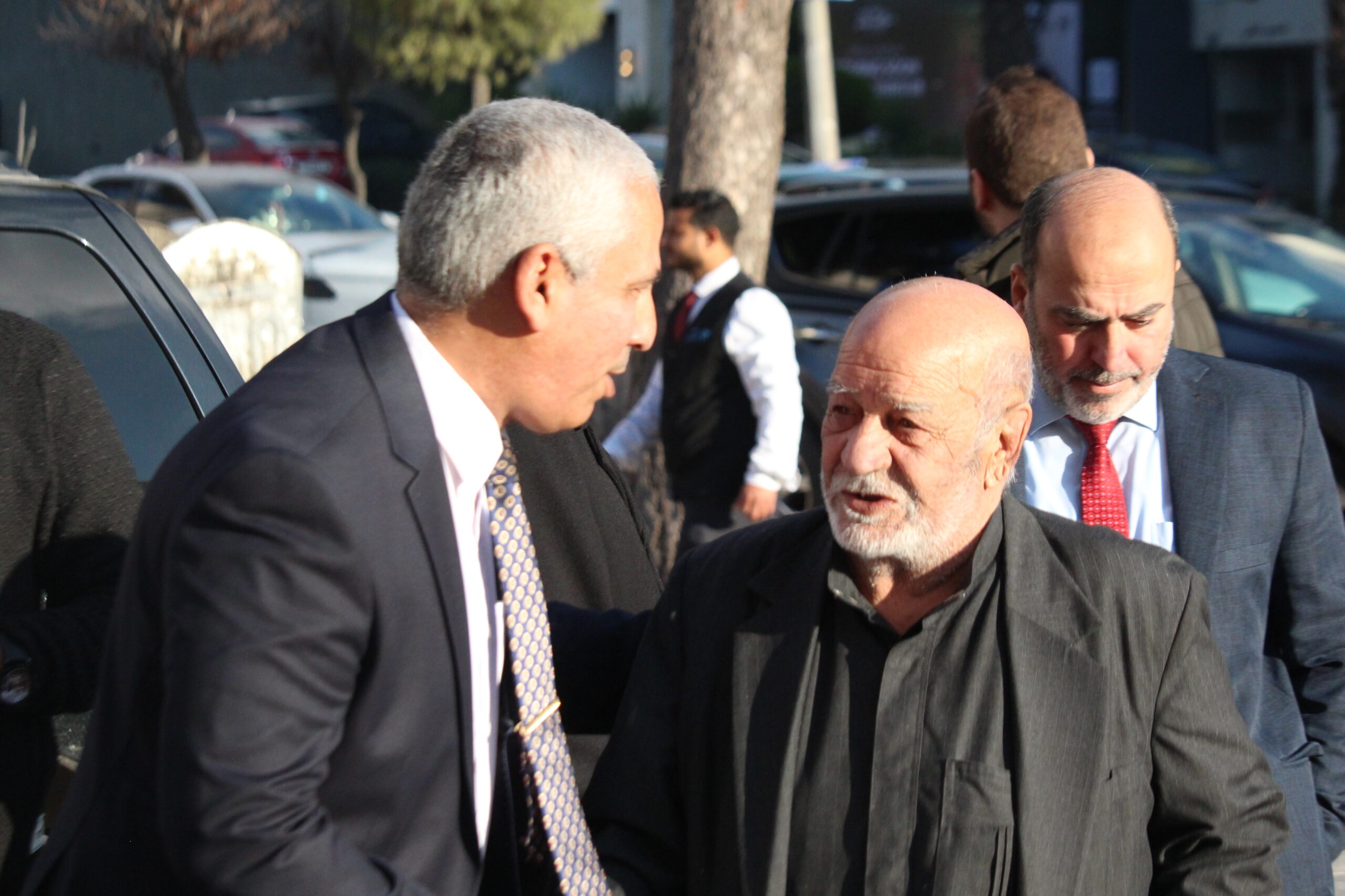 الدكتور أنس الصلاحات.. ألف ألف مبارك "فيديو وصور"