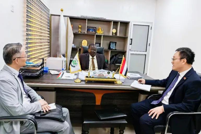 الصين تعفي السودان من ديون وتدعم مشروعات تنموية