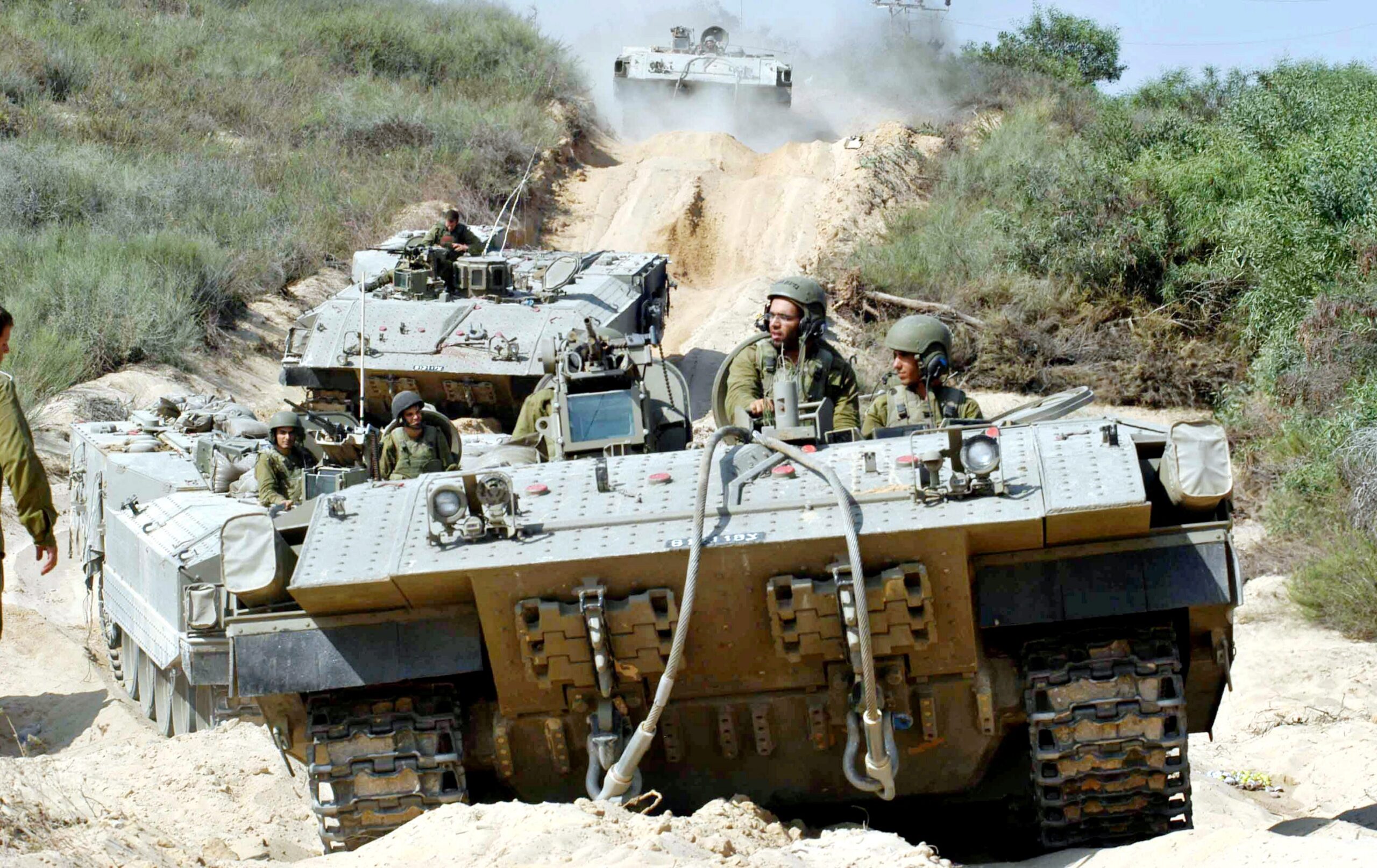 إسرائيل تسرّع استعداداتها لحرب محتملة على 3 جبهات