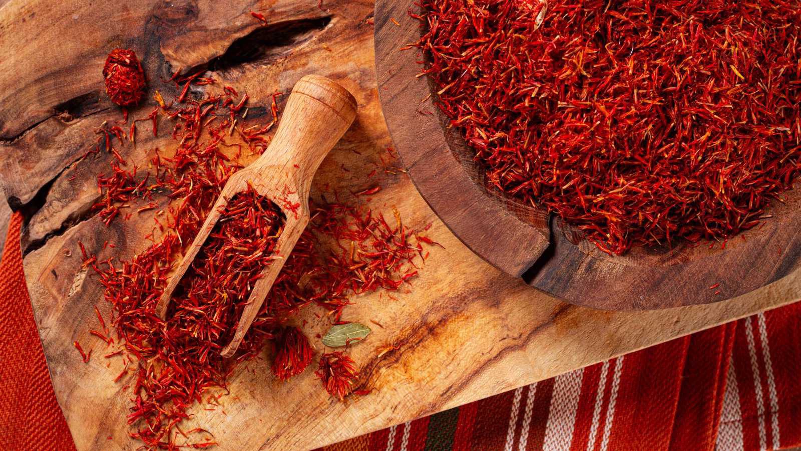 3 مكونات شتوية طبيعية لتعزيز مناعتك خلال البرد