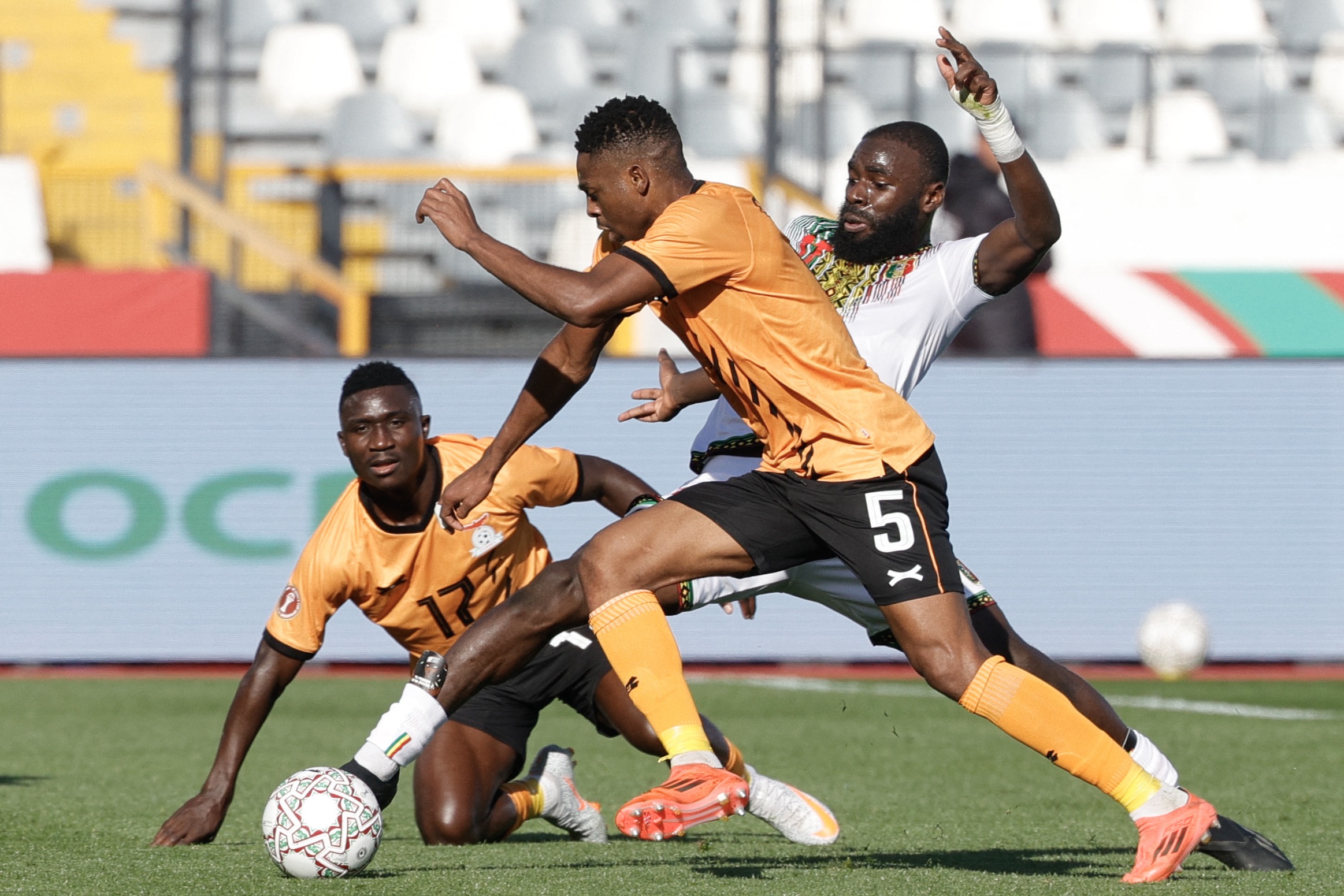 أحذية نباتية تكتسح ملاعب كأس أمم أفريقيا 2025: استدامة وأداء على حد سواء