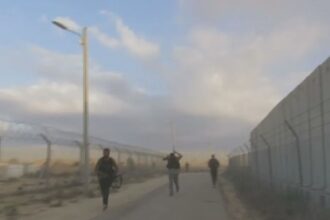 بي بي سي تتوصل إلى تسوية مالية مع عائلة إسرائيلية بعد تصوير منزلها المدمّر دون إذن