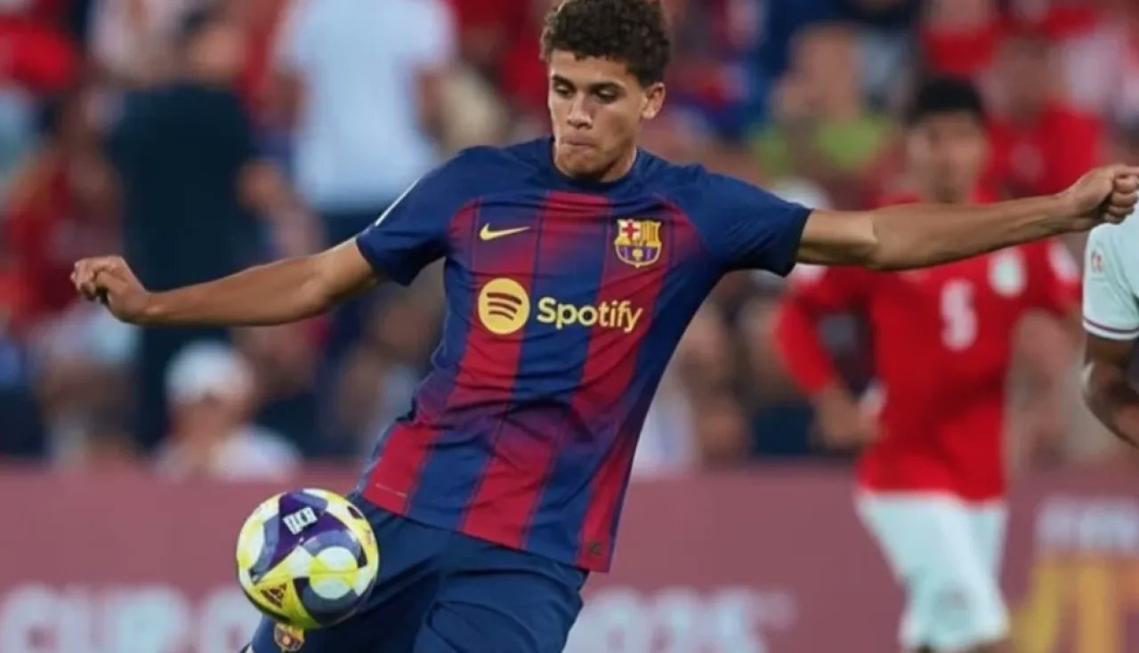 صورة حول : مفاجأة مدوية: حمزة عبد الكريم يقترب من الاحتراف في إسبانيا عبر بوابة برشلونة مفاجأة مدوية: حمزة عبد الكريم يقترب من الاحتراف في إسبانيا عبر بوابة برشلونة