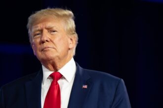 جدل واسع بعد حذف دونالد ترمب لصورة "مهينة" للرئيس الفنزويلي نيكولاس مادورو