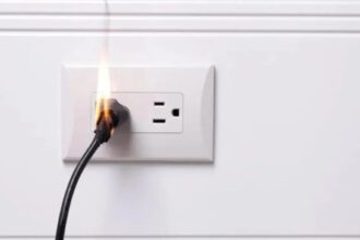 5 أجهزة منزلية تشكل خطر حريق عليك فصلها قبل مغادرة المنزل