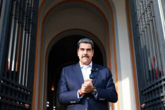 مادورو يمثل أمام محكمة فدرالية في نيويورك وسط تهم ثقيلة ومظاهرات منددة باعتقاله