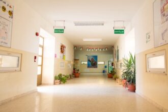 701 مدرسة في الأردن تخلو من مراسلين “آذنة” ونظام المياومة يُعتمد حسب الحاجة