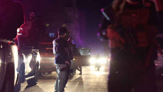 صورة حول : انتحاري يقتل شرطياً ويصيب آخرين في حلب انتحاري يقتل شرطياً ويصيب آخرين في حلب