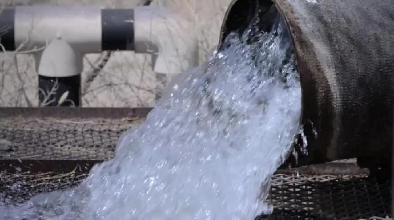 صورة حول : استئناف ضخ المياه إلى مناطق في عمّان والزرقاء بعد انتهاء صيانة مشروع الديسي استئناف ضخ المياه إلى مناطق في عمّان والزرقاء بعد انتهاء صيانة مشروع الديسي