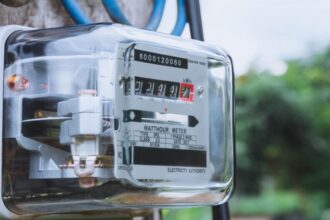 الطاقة النيابية تبحث شكاوى المواطنين بشأن ارتفاع فواتير الكهرباء