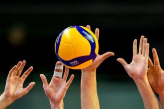 كوادر أردنية تشارك في لجان بطولة الأندية العربية للكرة الطائرة بتونس