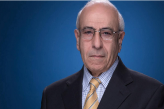 وفاة الإعلامي الأردني جميل عازر عن 89 عامًا