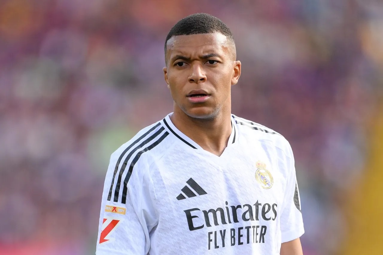 صورة حول : تشابي ألونسو يعلن قائمة ريال مدريد للسوبر الإسباني في السعودية بدون مبابي تشابي ألونسو يعلن قائمة ريال مدريد للسوبر الإسباني في السعودية بدون مبابي