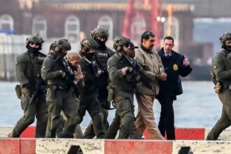 أجهزة الأمن الفنزويلية تطلق حملة للقبض على متواطئين في اختطاف مادورو