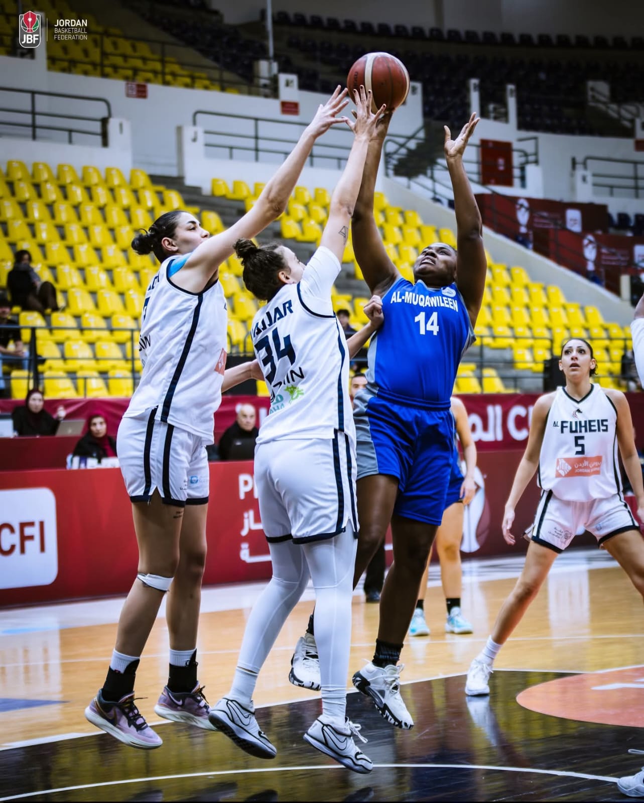 الفحيص يواصل انتصاراته في دوري السيدات بفوز كبير على المقاولين