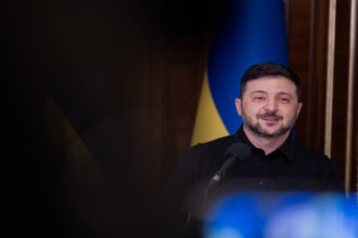 دبلوماسيون من 15 دولة يناقشون خطة السلام في أوكرانيا وسط تصعيد روسي