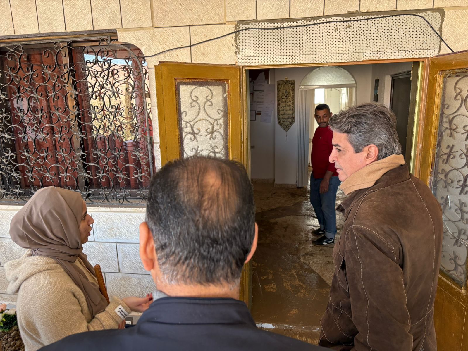 وزير الشباب يتفقد المرافق الشبابية والرياضية المتضررة من المنخفض الجوي في الكرك