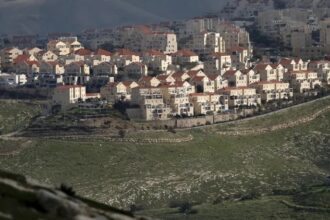 السلطة الفلسطينية تحذر من خطورة عطاء استيطاني جديد يضم 3401 وحدة شرق القدس